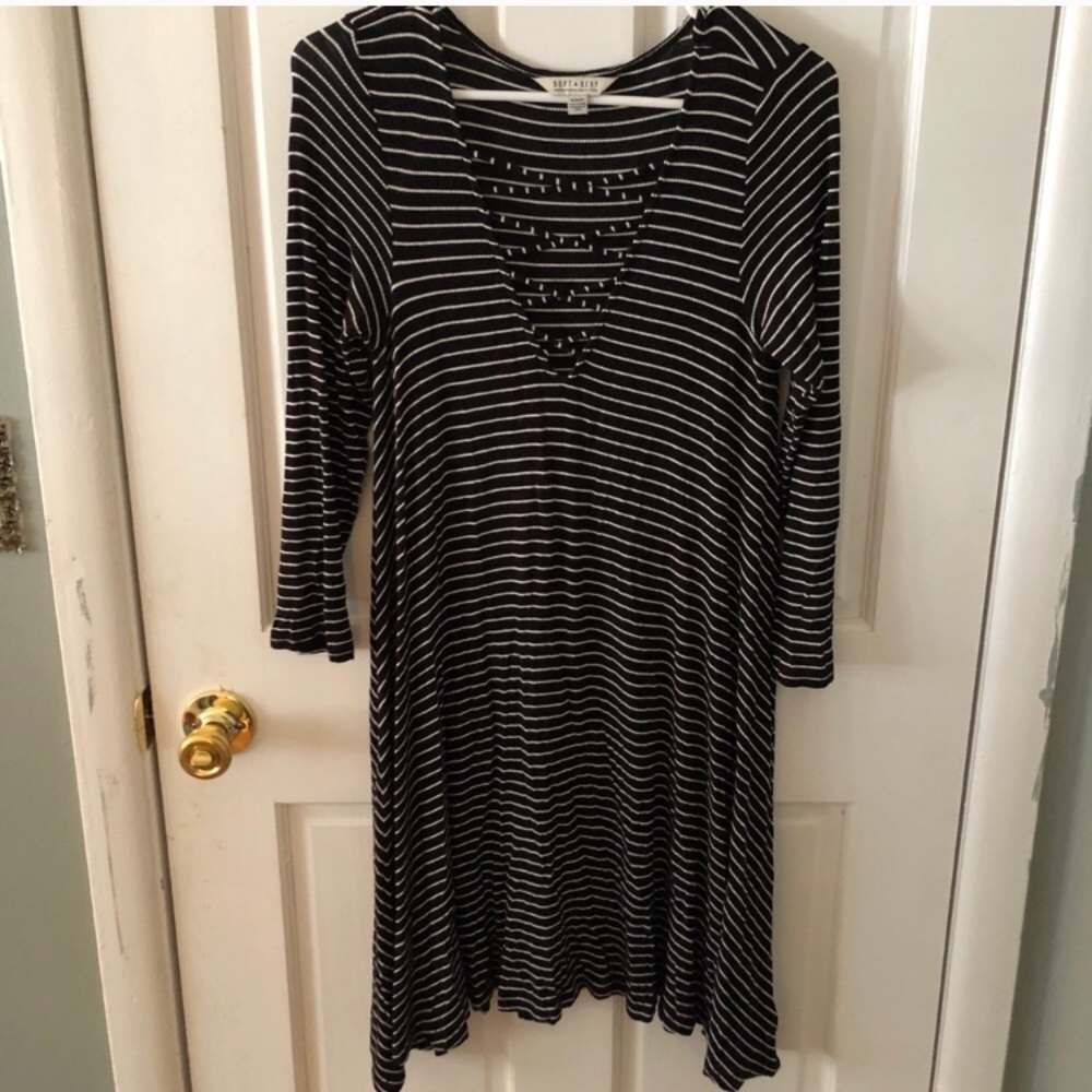 AE cross front dress NWOT